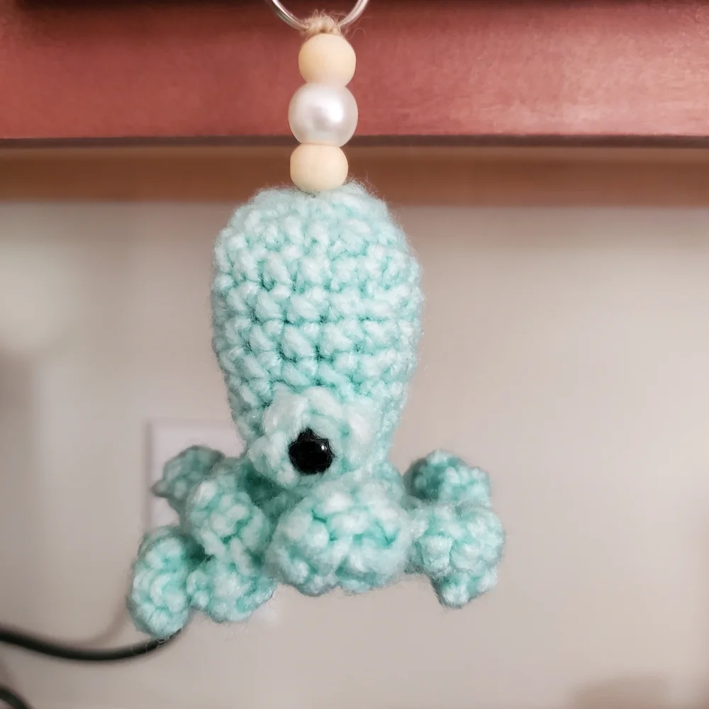 💎$3 WITH BUNDLE💎 Handmade Octopus Keychain